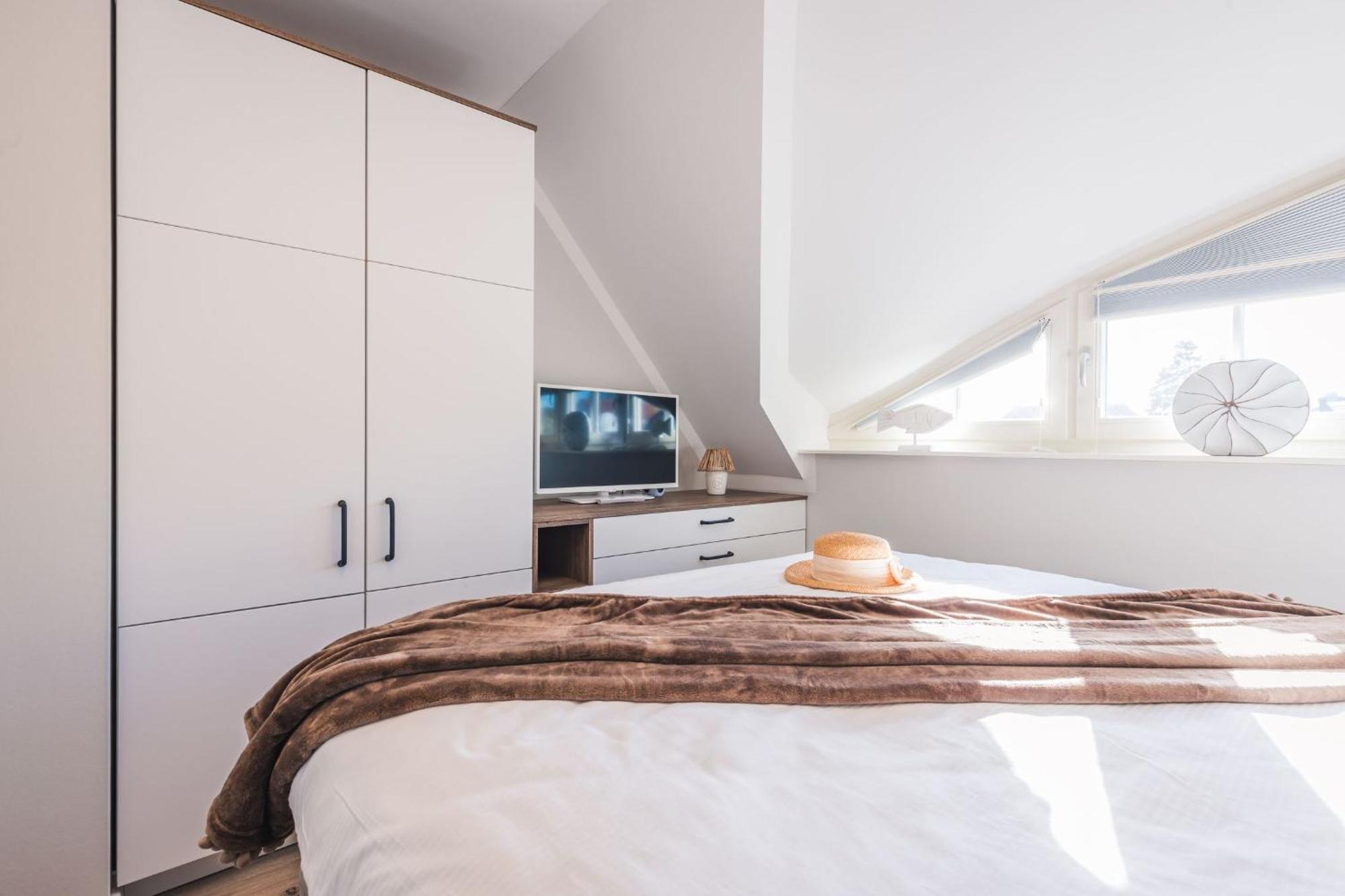 Haus Pinguin Zingst Exterior foto